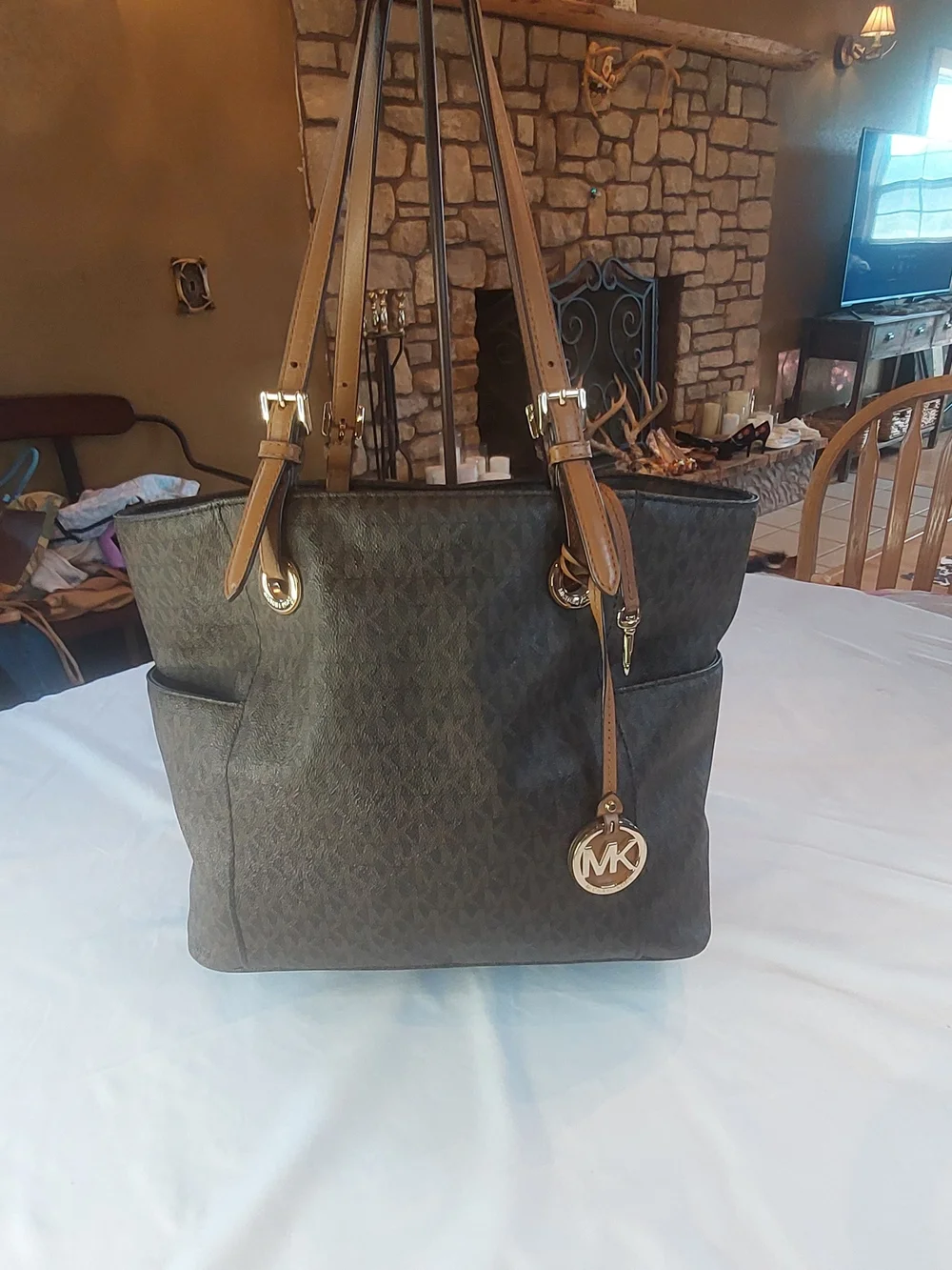 Michael Kors Jet Set Medium EW Signature Tote Brown Acorn LIKE NEW